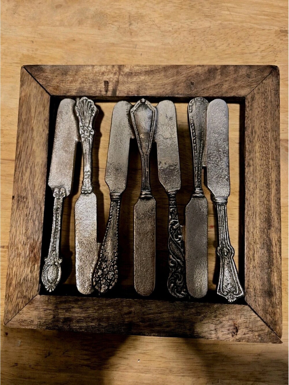 Unique Flatware Wooden Frame TRIVET HOT PLATE 8.5"x8.5"